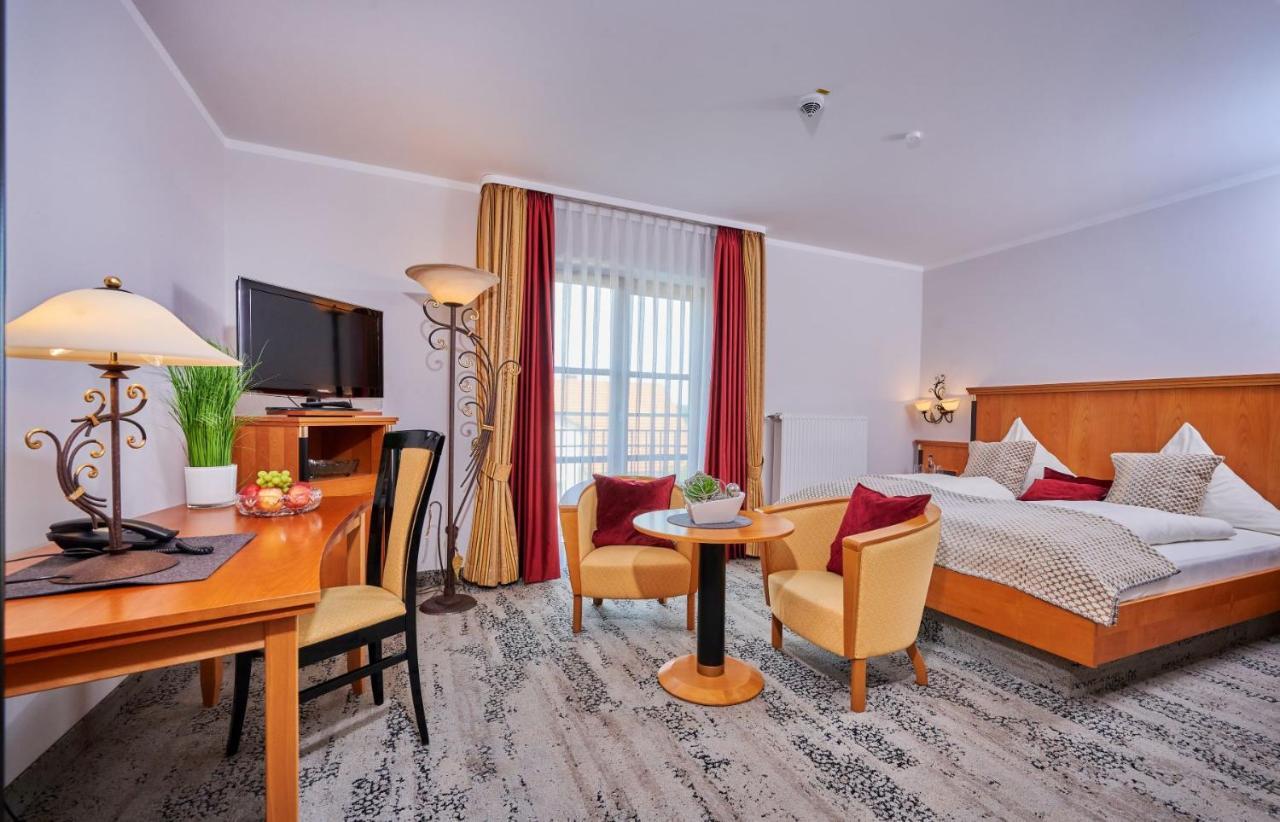 Landhotel Schneider Riedenburg Dış mekan fotoğraf
