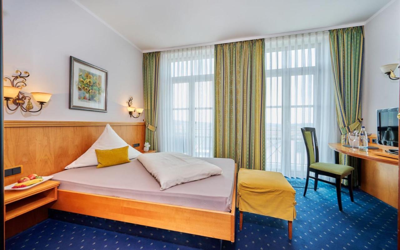 Landhotel Schneider Riedenburg Dış mekan fotoğraf