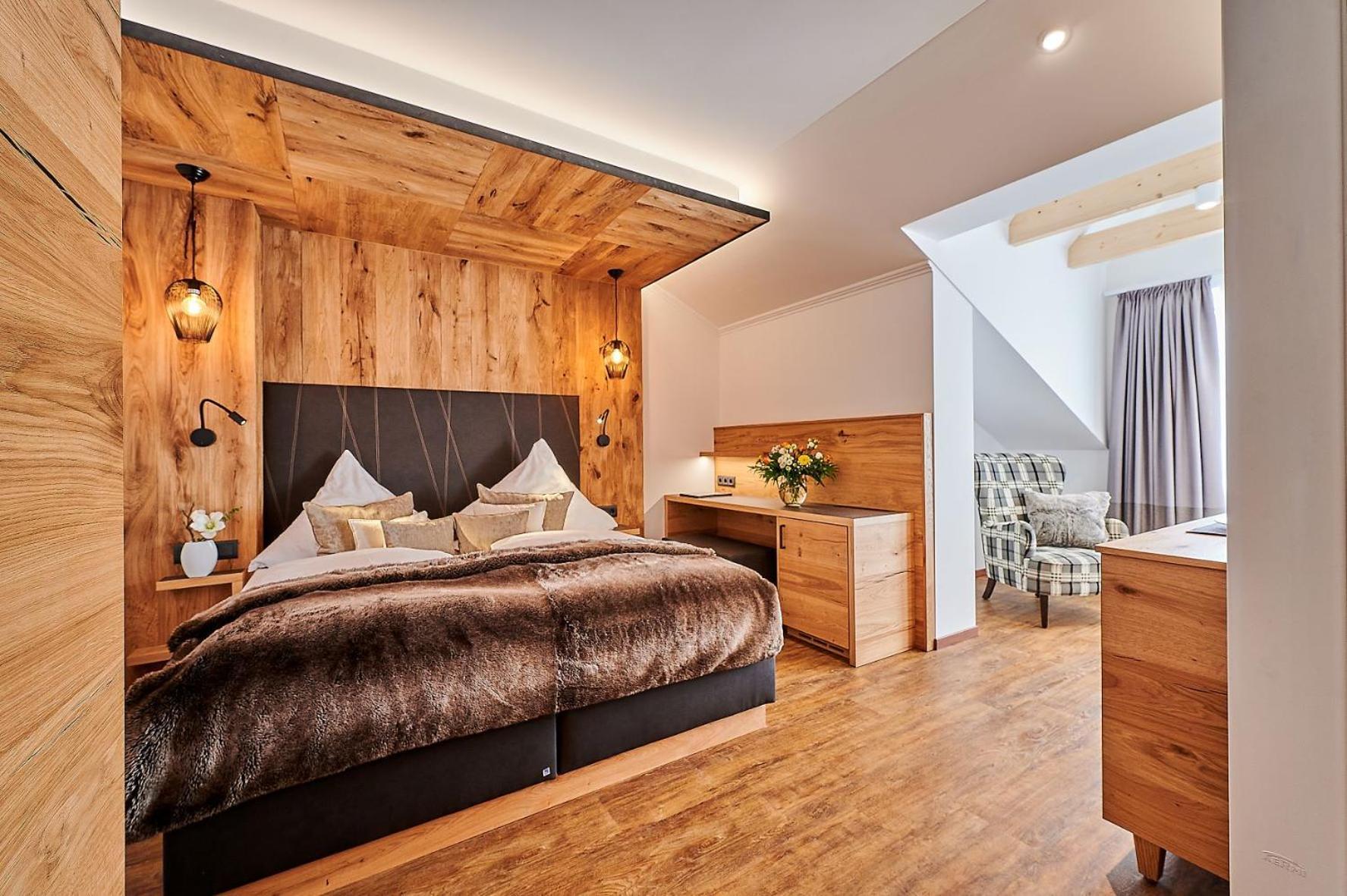 Landhotel Schneider Riedenburg Dış mekan fotoğraf