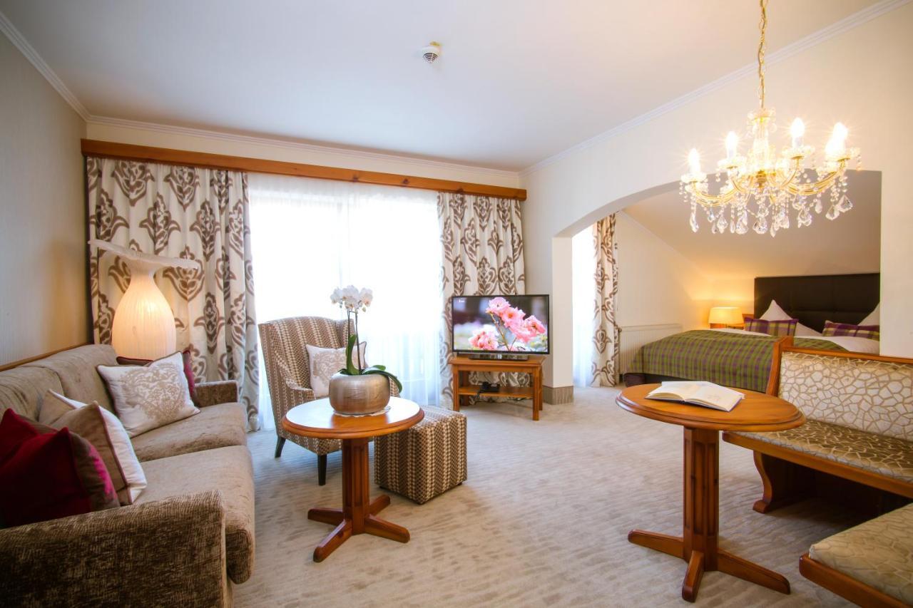 Landhotel Schneider Riedenburg Dış mekan fotoğraf