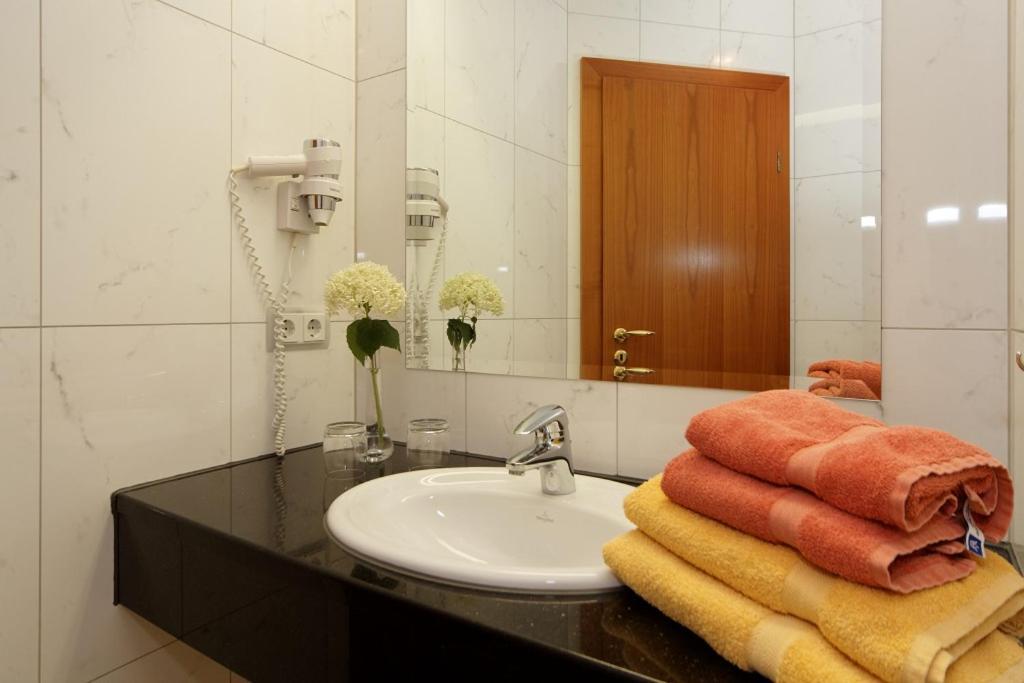 Landhotel Schneider Riedenburg Dış mekan fotoğraf