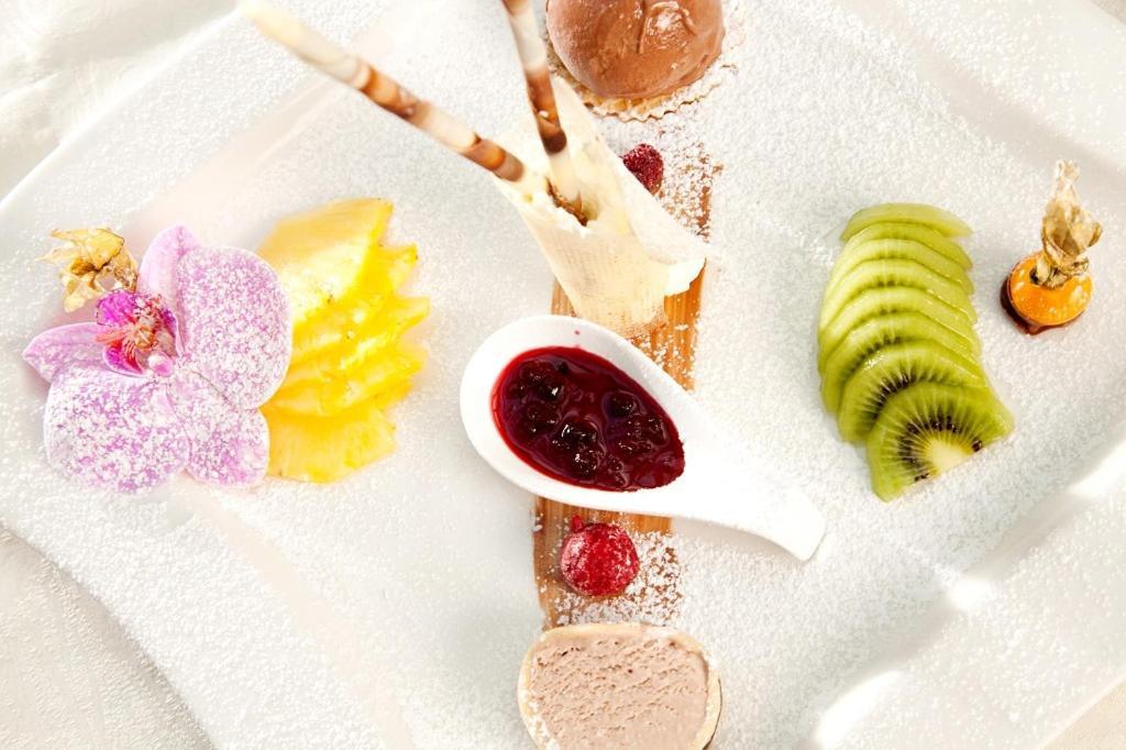 Landhotel Schneider Riedenburg Dış mekan fotoğraf