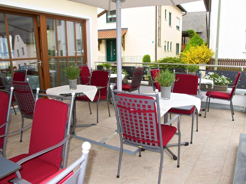 Landhotel Schneider Riedenburg Dış mekan fotoğraf