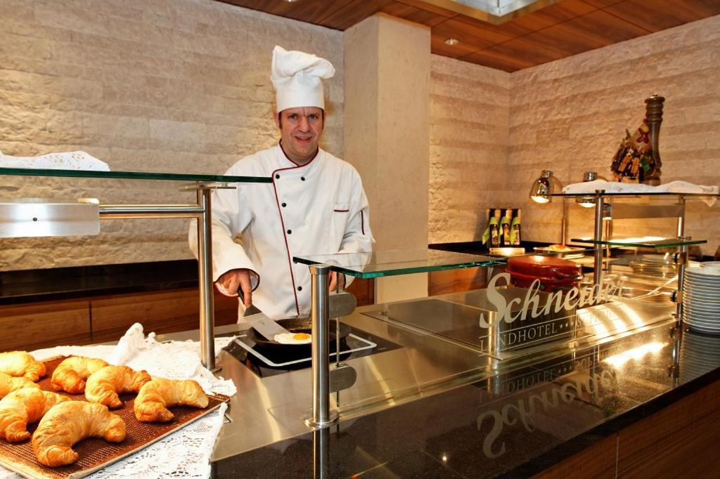 Landhotel Schneider Riedenburg Dış mekan fotoğraf
